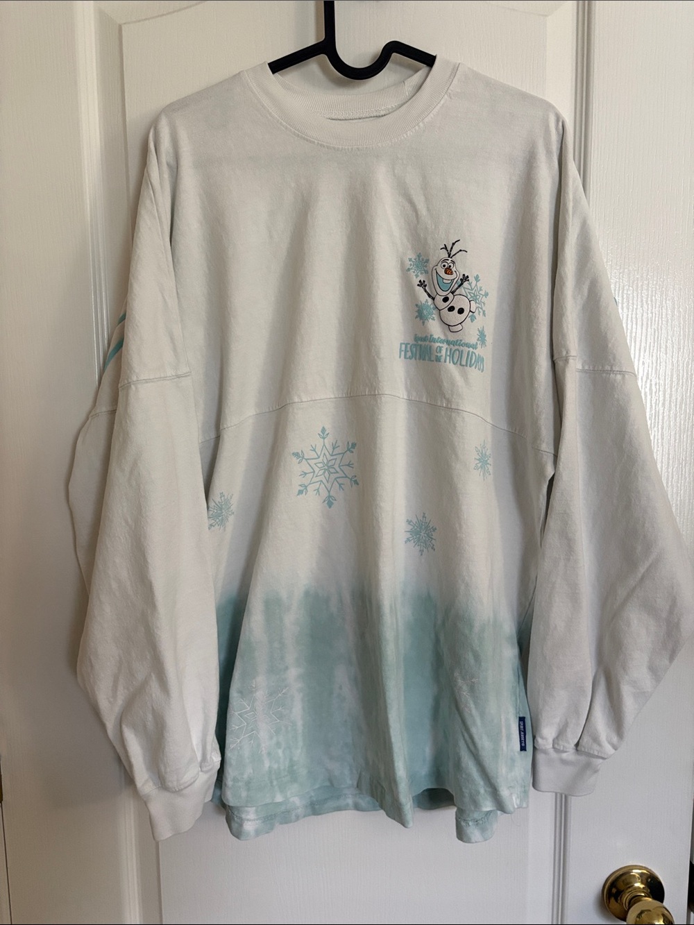 Disney Epcot International Festival of Holidays Olaf & Sven Spirit Jersey